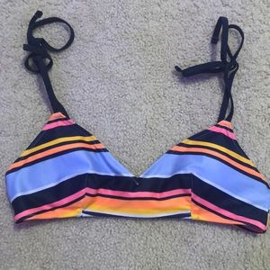 Aerie V Scoop Bikini Top Medium